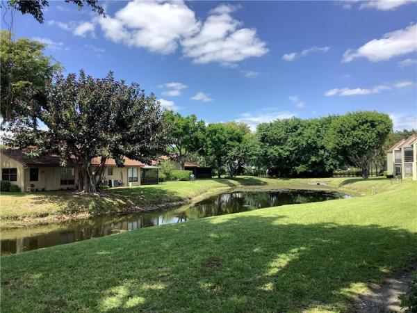 Fairway Park At Indian Spring, 5743 Fairway Park Ct #101, Boynton Beach, Florida 33437, image 1