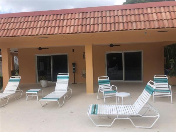 Manor Grove Village, 1930 NE 2nd Ave #205L, Wilton Manors, Florida 33305, image 1