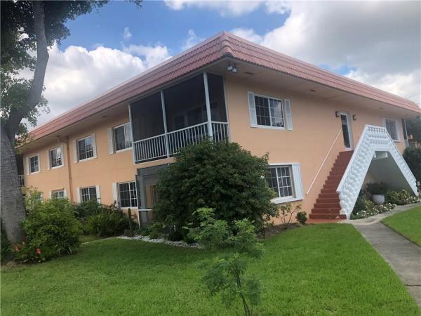 Manor Grove Village, 1930 NE 2nd Ave #205L, Wilton Manors, Florida 33305, image 2
