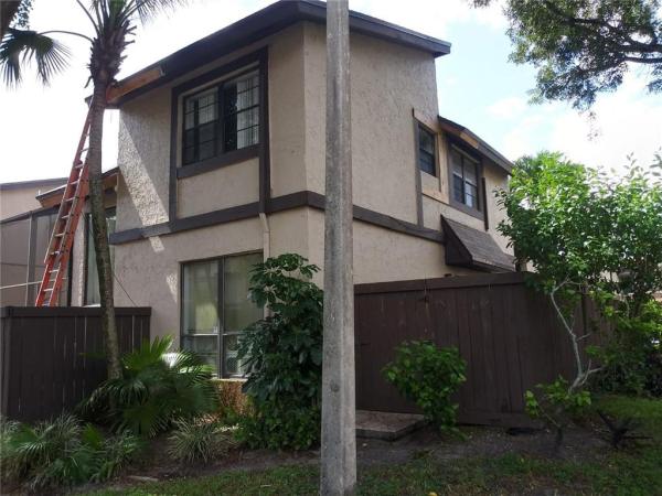 Bayberry Lakes, 2331 Bayberry Dr, Pembroke Pines, Florida 33024, image 1