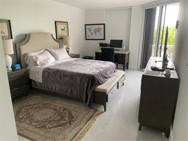 Harborside At The Waterways, 3640 Yacht Club Dr #302, Aventura, Florida 33180, image 2