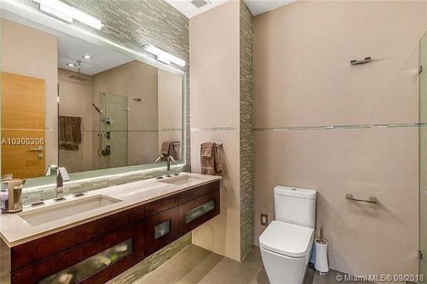 Puerta De Palmas, 888 Douglas Rd #101, Coral Gables, Florida 33134, image 2