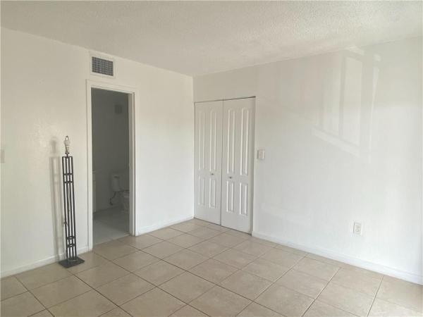Condado Real, 5100 SW 41st St #329, Pembroke Park, Florida 33023, image 1