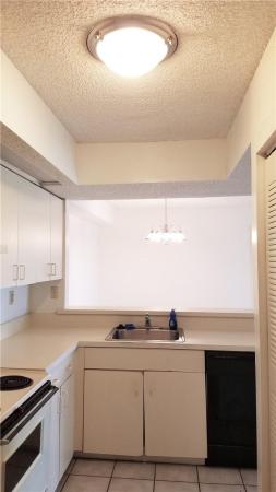 Le Club At Old Cutler, 8670 SW 212th St #204, Cutler Bay, Florida 33189, image 3