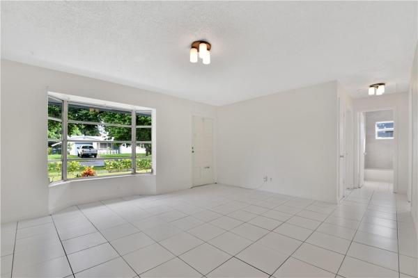 Fern, 5720 NW 11th St, Lauderhill, Florida 33313, image 2