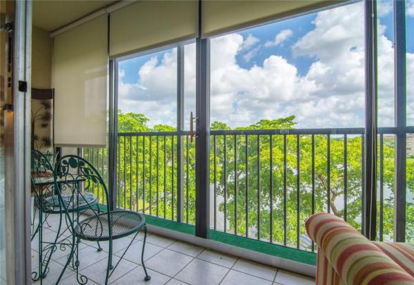 Suffolk At Century Village, 1201 SW 141st Ave #401J, Pembroke Pines, Florida 33027, image 1