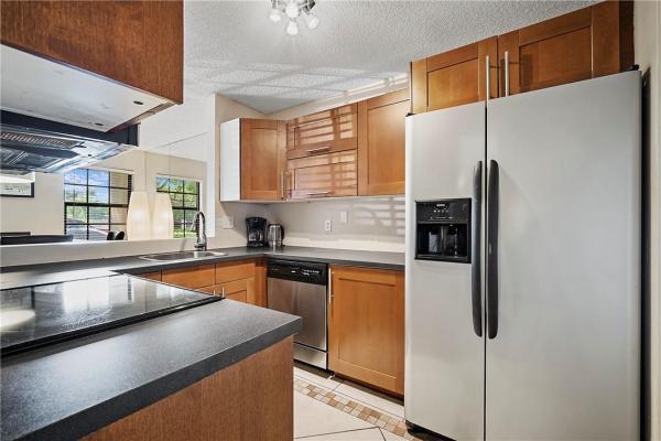 Spanish Springs Townhomes, 241 NE 16th Pl #203, Fort Lauderdale, Florida 33305, image 1