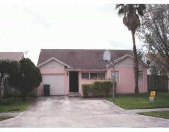 Leslie Patio Homes, 3258 NW 204th Ter, Miami Gardens, Florida 33056, image 1