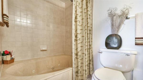 Banyan Lake, 8146 NW Thames Blvd #A, Boca Raton, Florida 33433, image 2
