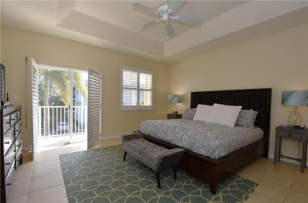 Villa Escondida, 3014 NE 5th Ter #5, Wilton Manors, Florida 33334, image 1