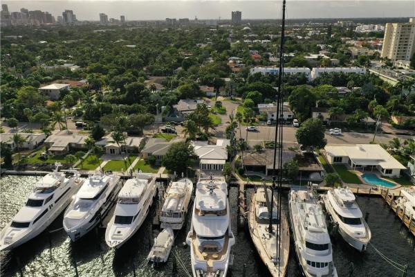 Gateway Park, 802 NE 20th Ave, Fort Lauderdale, Florida 33304, image 1