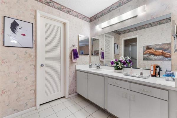 Boca Lakes, 8608 Chevy Chase Dr, Boca Raton, Florida 33433, image 2