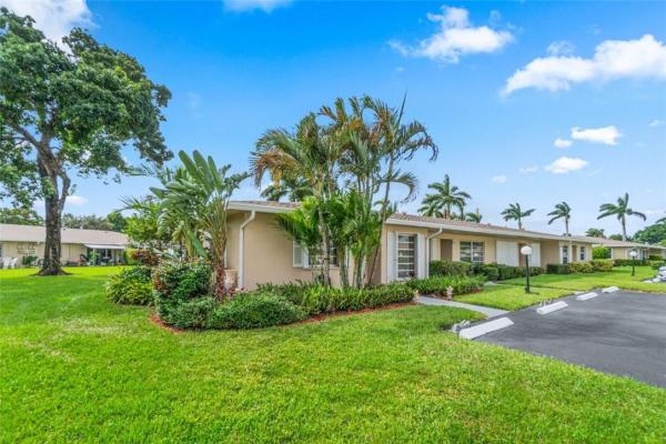 Boca Lakes, 8608 Chevy Chase Dr, Boca Raton, Florida 33433, image 3