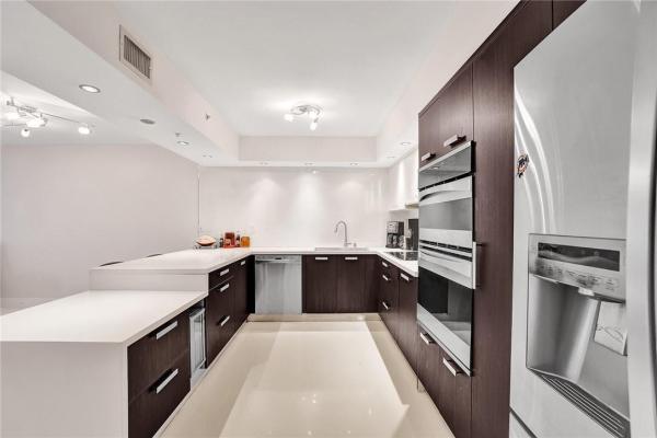 Riverbend Townhomes, 450 SW 5th Ave #3, Fort Lauderdale, Florida 33315, image 2