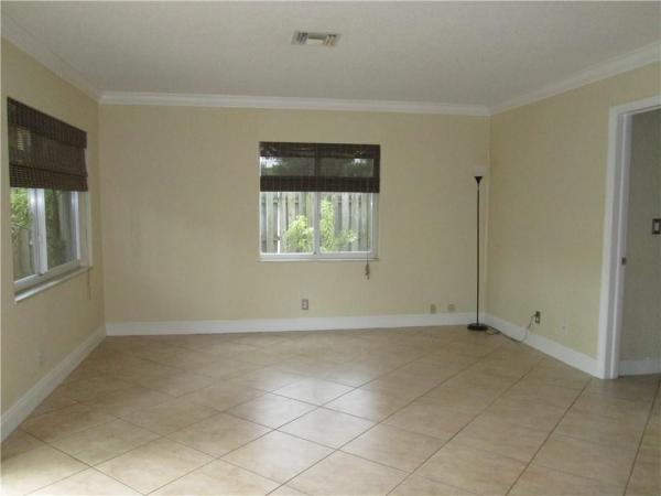 Poinsettia Landings, 1300 NE 18th St #4, Fort Lauderdale, Florida 33305, image 1