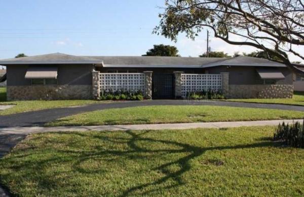 Mirror Lake Estates, 7340 NW 16th St, Plantation, Florida 33313, image 2