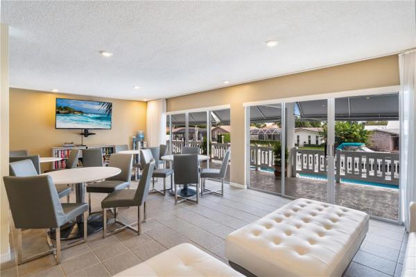 Winston House, 3050 NE 47th Ct #307, Fort Lauderdale, Florida 33308, image 2