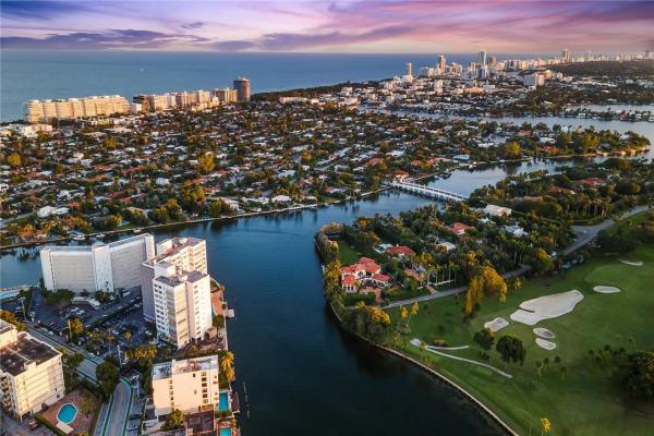 Blair House, 9100 W Bay Harbor Dr #8B, Bay Harbor Islands, Florida 33154, image 3