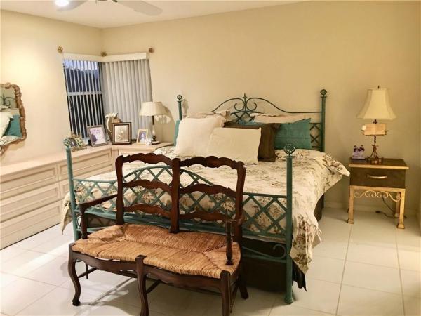 Palm Isles, 7602 Seafoam Ct, Boynton Beach, Florida 33437, image 2