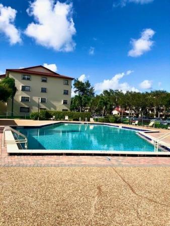 Cambridge At Century Village, 1101 SW 128th Ter #307C, Pembroke Pines, Florida 33027, image 1