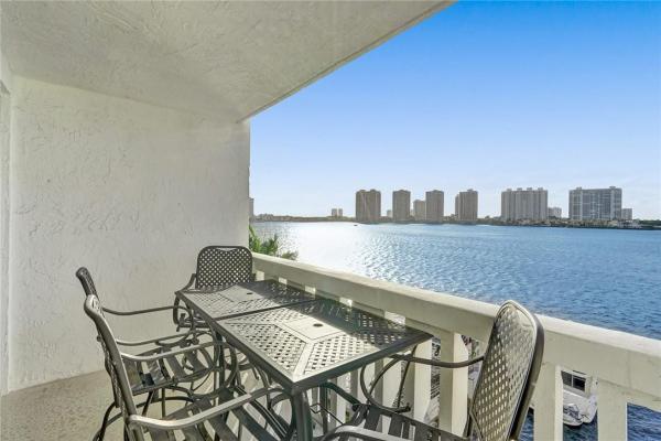 Eden Roc, 17900 N Bay Rd #504, Sunny Isles Beach, Florida 33160, image 2