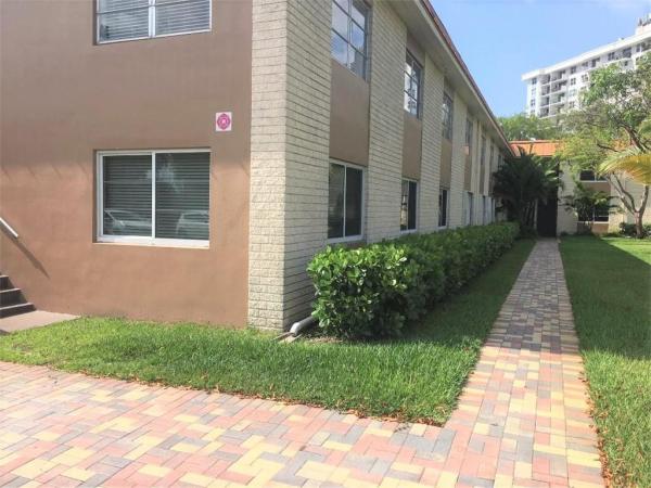 Manor Grove Village, 9 NE 19th Ct #102C, Wilton Manors, Florida 33305, image 3