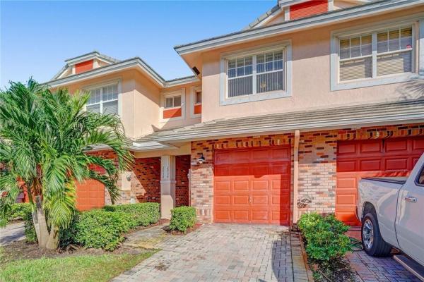 Carriage Homes At Bentley Park, 2934 NW 33rd Way, Lauderdale Lakes, Florida 33311, image 1