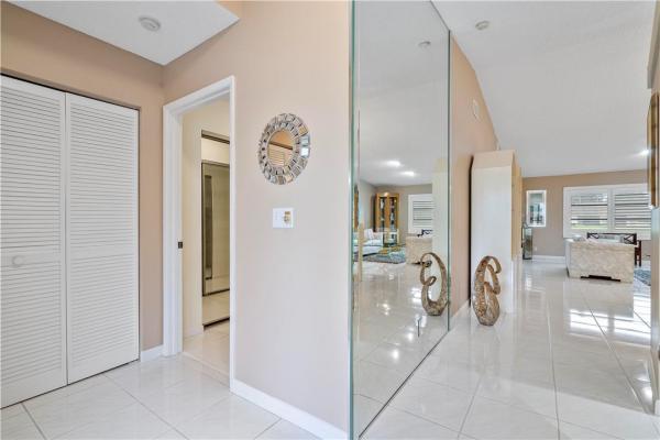 Summerwinds At Whisper Walk, 8232 Whispering Palm Dr, Boca Raton, Florida 33496, image 2
