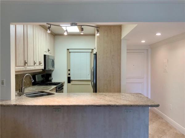 Boca Golfview, 200 E Royal Palm Rd #3060, Boca Raton, Florida 33432, image 2