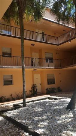 Lago West, 400 Commodore Dr #209, Plantation, Florida 33325, image 3