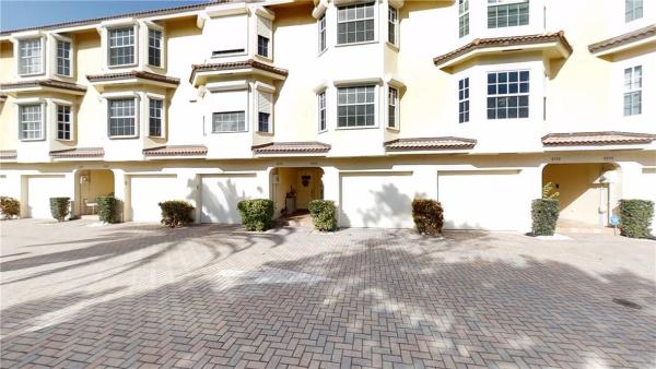The Moorings At Sheridan, 4224 N Ocean Dr, Hollywood, Florida 33019, image 3