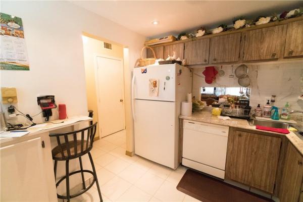 Berkeley Manor, 5495 NW 10th Ct #203, Plantation, Florida 33313, image 2