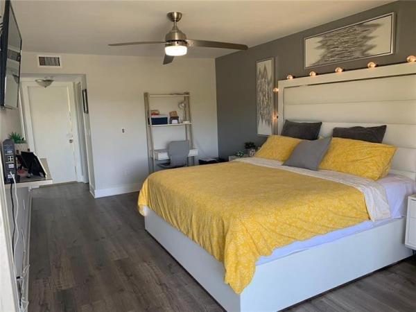 The Pines Of Boca Barwood, 23395 Carolwood Ln #203, Boca Raton, Florida 33428, image 1