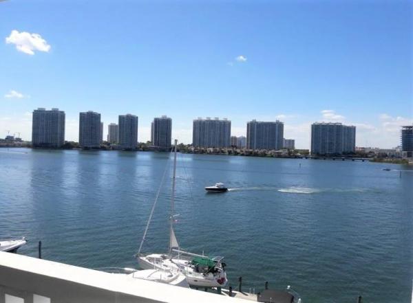 Eden Roc, 17900 N Bay Rd #608, Sunny Isles Beach, Florida 33160, image 3