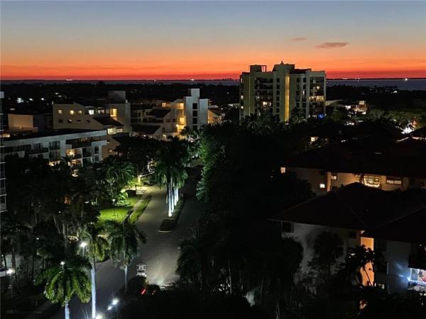 Commodore Club West, 155 Ocean Lane Dr #1105, Key Biscayne, Florida 33149, image 1