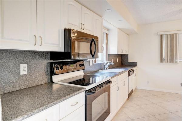 Abaco Village, 1603 Abaco Dr #M3, Coconut Creek, Florida 33066, image 1