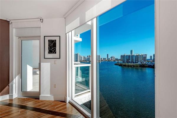 The Peninsula 1, 3201 NE 183rd St #1204, Aventura, Florida 33160, image 2