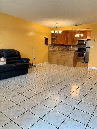 Playa Lago, 13229 SW 17th Ln #5, Tamiami, Florida 33175, image 3