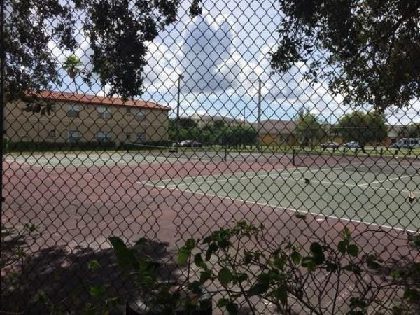 Windmill Lakes, 8606 SW 3rd St #204, Pembroke Pines, Florida 33025, image 1