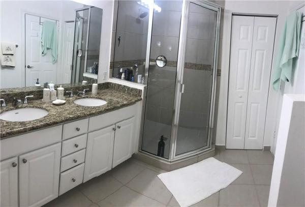 Alaqua, 3001 NE 185th St #115, Aventura, Florida 33180, image 1