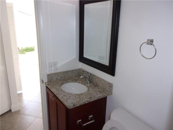 Habitat 2, 5928 NW 21st St #49-C, Lauderhill, Florida 33313, image 3