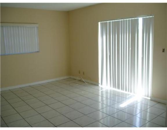 Hollywood Park, 2442 Wilson St, Hollywood, Florida 33020, image 1
