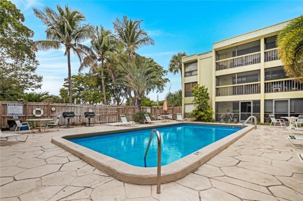 Olivewood, 2450 NE 15th Ave #105, Wilton Manors, Florida 33305, image 3