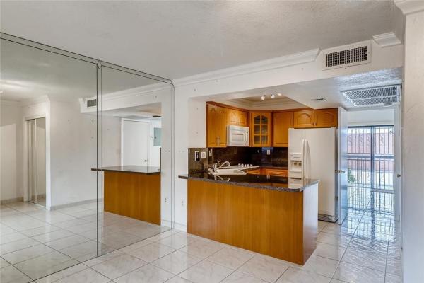Hialeah Club Villas, 2154 W 60th St #12201, Hialeah, Florida 33016, image 1