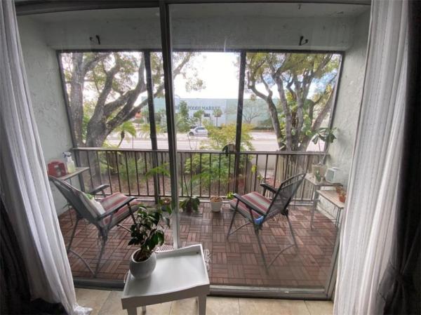 Venetian Palms, 7903 SW 104th St #H211, Kendall, Florida 33156, image 3