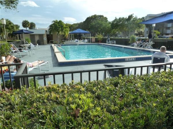 The Palms Of Deer Creek, 2430 Deer Creek Country Club Blvd #107-2, Deerfield Beach, Florida 33442, image 3