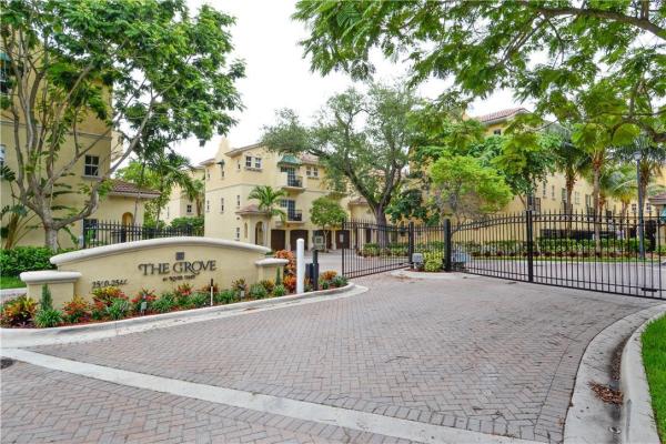 The Grove At River Oaks, 2544 SW 14th Ave #104, Fort Lauderdale, Florida 33315, image 3