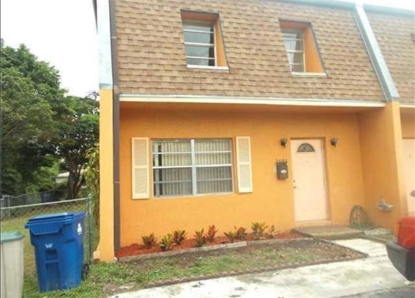 Sunrise Towne, 2698 NW 60th Way #165, Sunrise, Florida 33313, image 3
