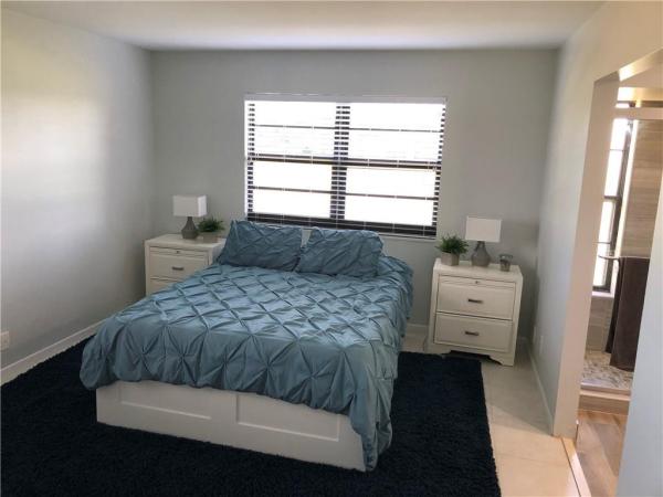 Isle Of Boca Dunes, 9370 SW 8th St #323, Boca Raton, Florida 33428, image 3
