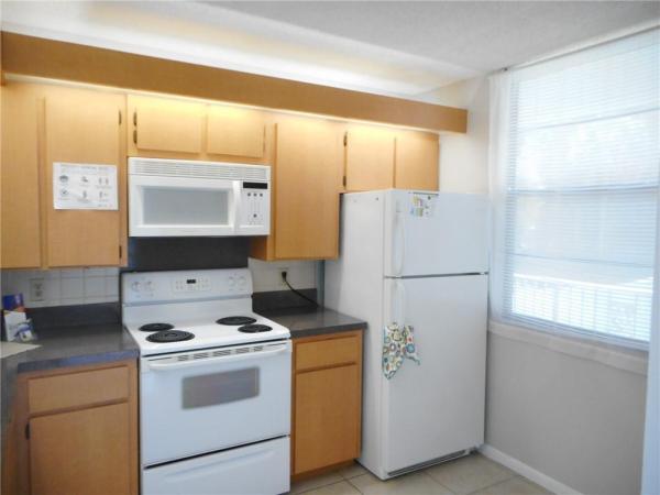 Whitehall Of Pine Island Ridge, 1516 Whitehall Dr #203, Davie, Florida 33324, image 1